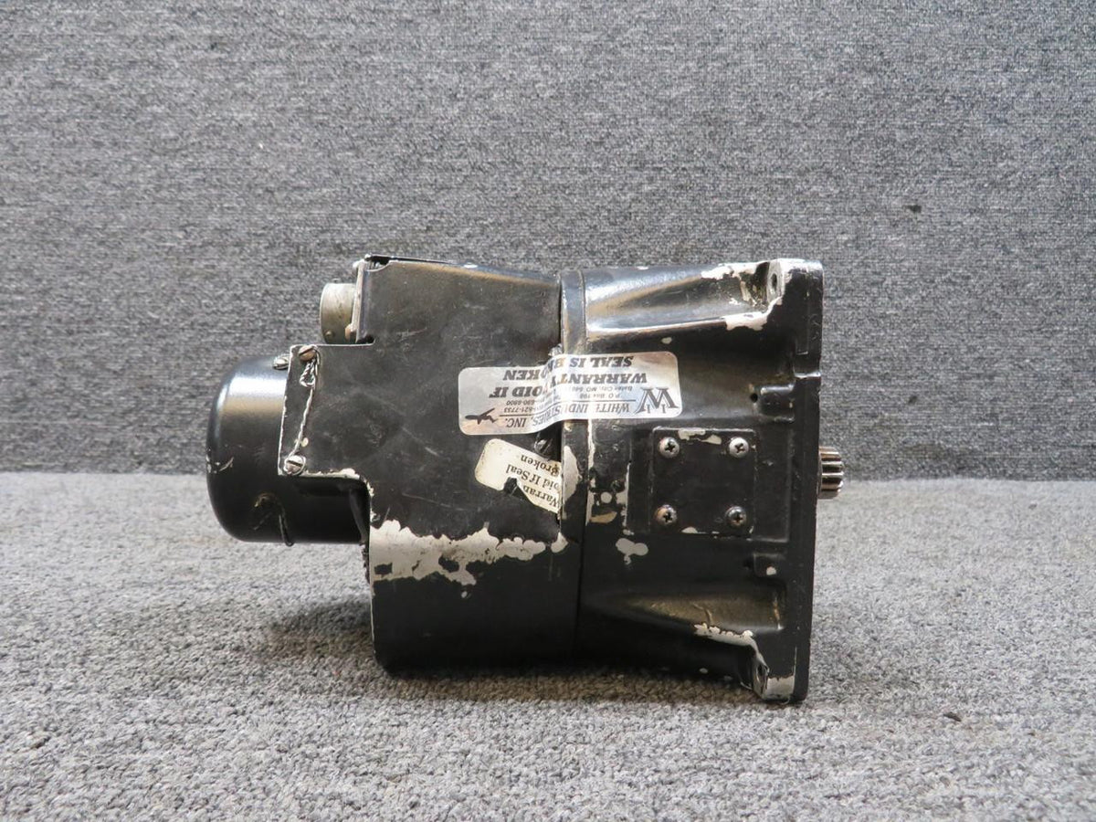 Gates Learjet 2380066-68 Gates Learjet Nose Landing Gear Steering Servo (Damaged Housing)