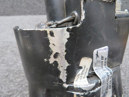 Gates Learjet 2380066-68 Gates Learjet Nose Landing Gear Steering Servo (Damaged Housing)