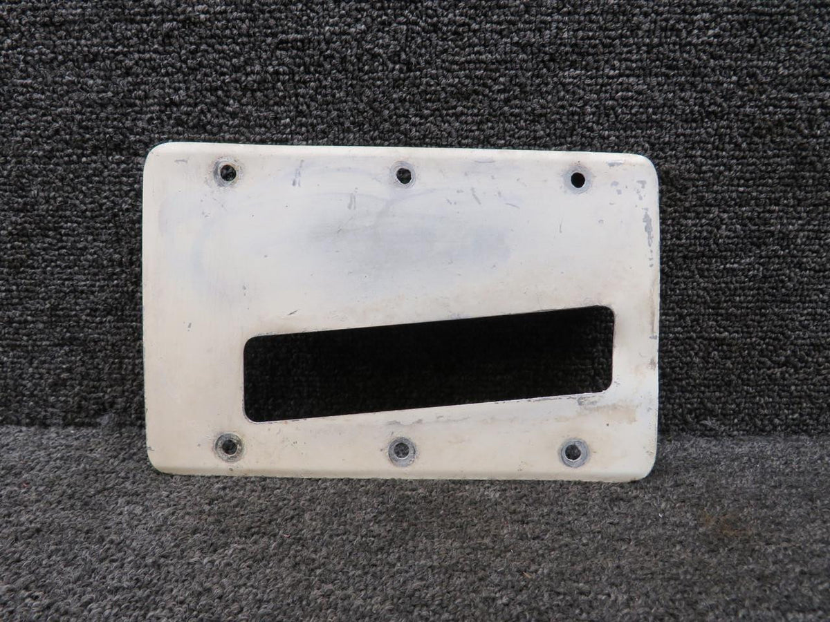 Cessna Aircraft Parts 0441024-2 Cessna 150F Landing Gear Fillet Plate RH