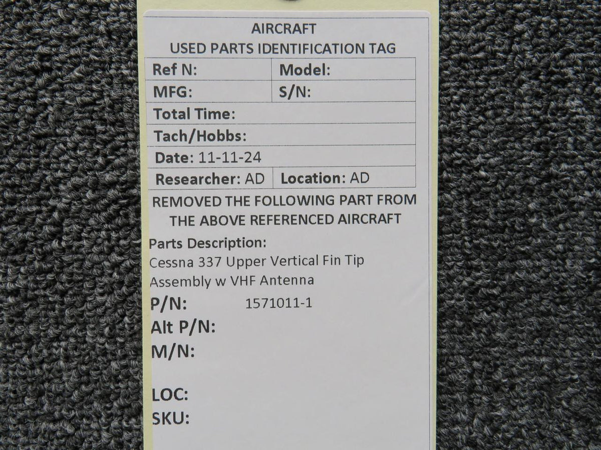 Cessna Aircraft Co 1571011-1 Cessna 337 Upper Vertical Fin Tip Assembly w VHF Antenna