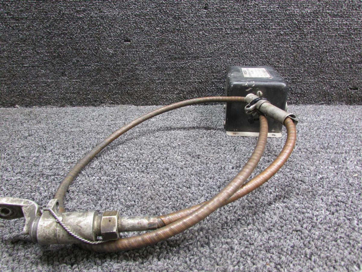 Woodward 213100 Woodward Synchronizer Auctuator Assembly with Synch Cable (Worn)