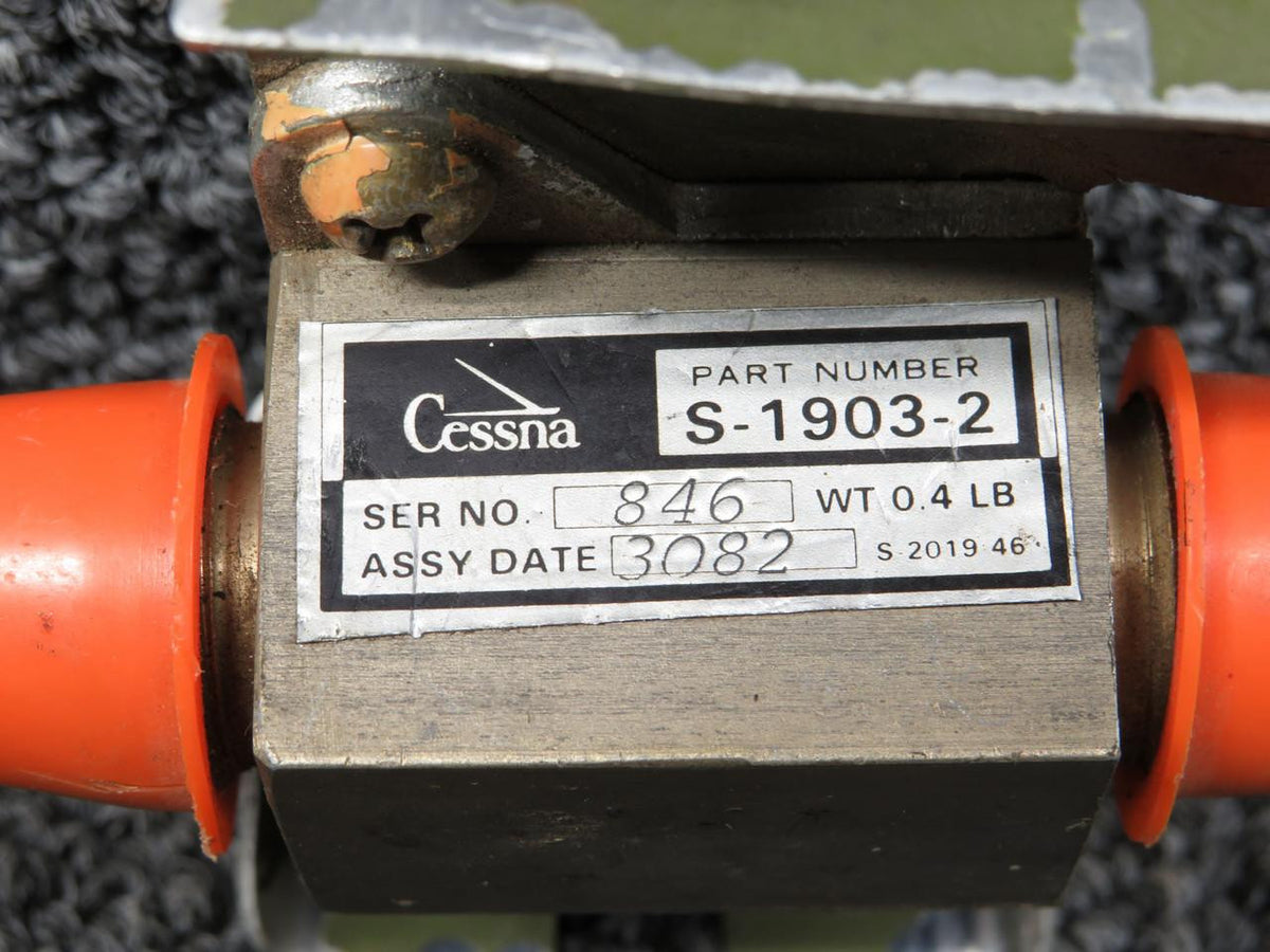 Cessna Aircraft Parts S-1903-2 (Use: 0716111-4) Cessna Fuel Shut-Off Valve with Mount Assembly