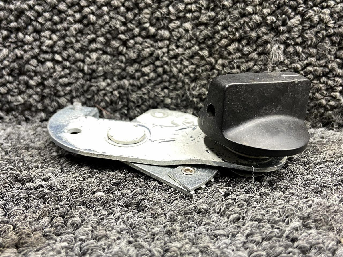 Mooney Aircraft Parts & Accessories 361-032-518 (Use: 640157-9501) Mooney M20K Cabin Air Adjustment Knob
