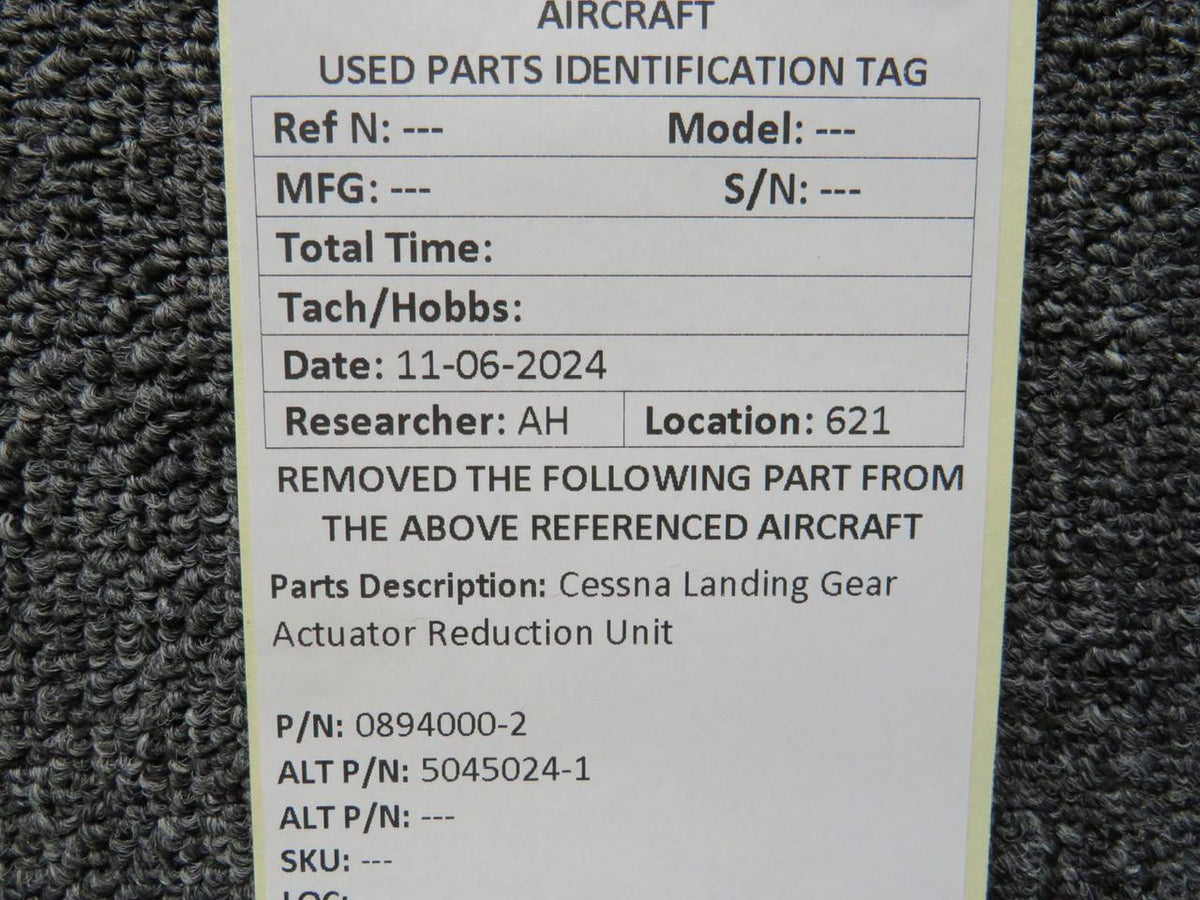 Cessna Aircraft Parts 0894000-2 (Cast: 5045024-1) Cessna Landing Gear Actuator Reduction Unit