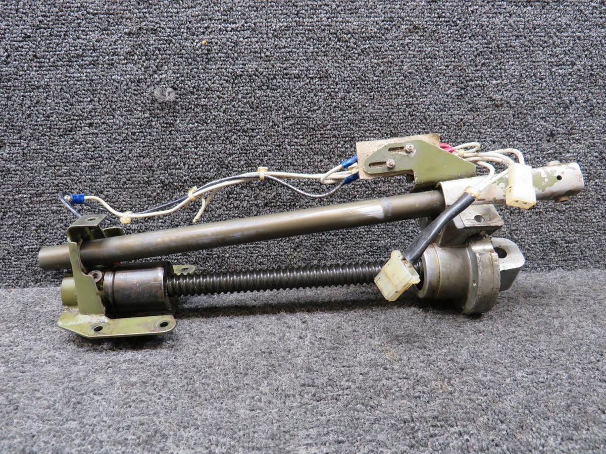 Cessna Aircraft Parts C301002-0211 Cessna T303 Flap Actuator Assy