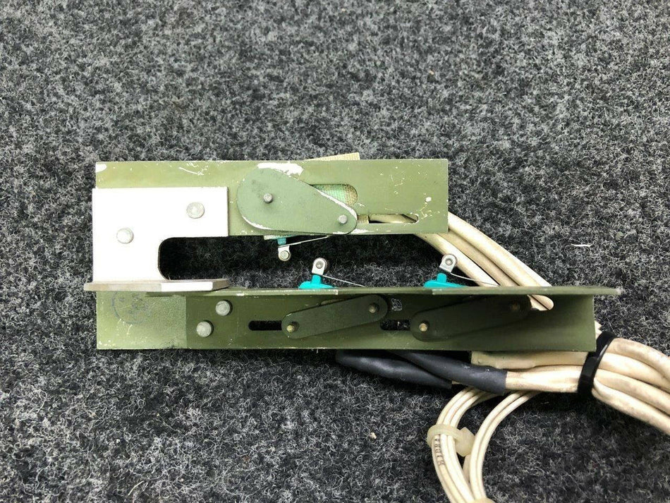 5560001-19 Cessna Citation 500 Bracket Engine Throttle Mount LH