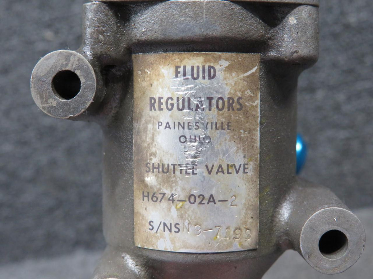 Fluid Regulators  H674-02A-2 Fluid Regulators De-Ice Shuttle Valve with Filter Assembly