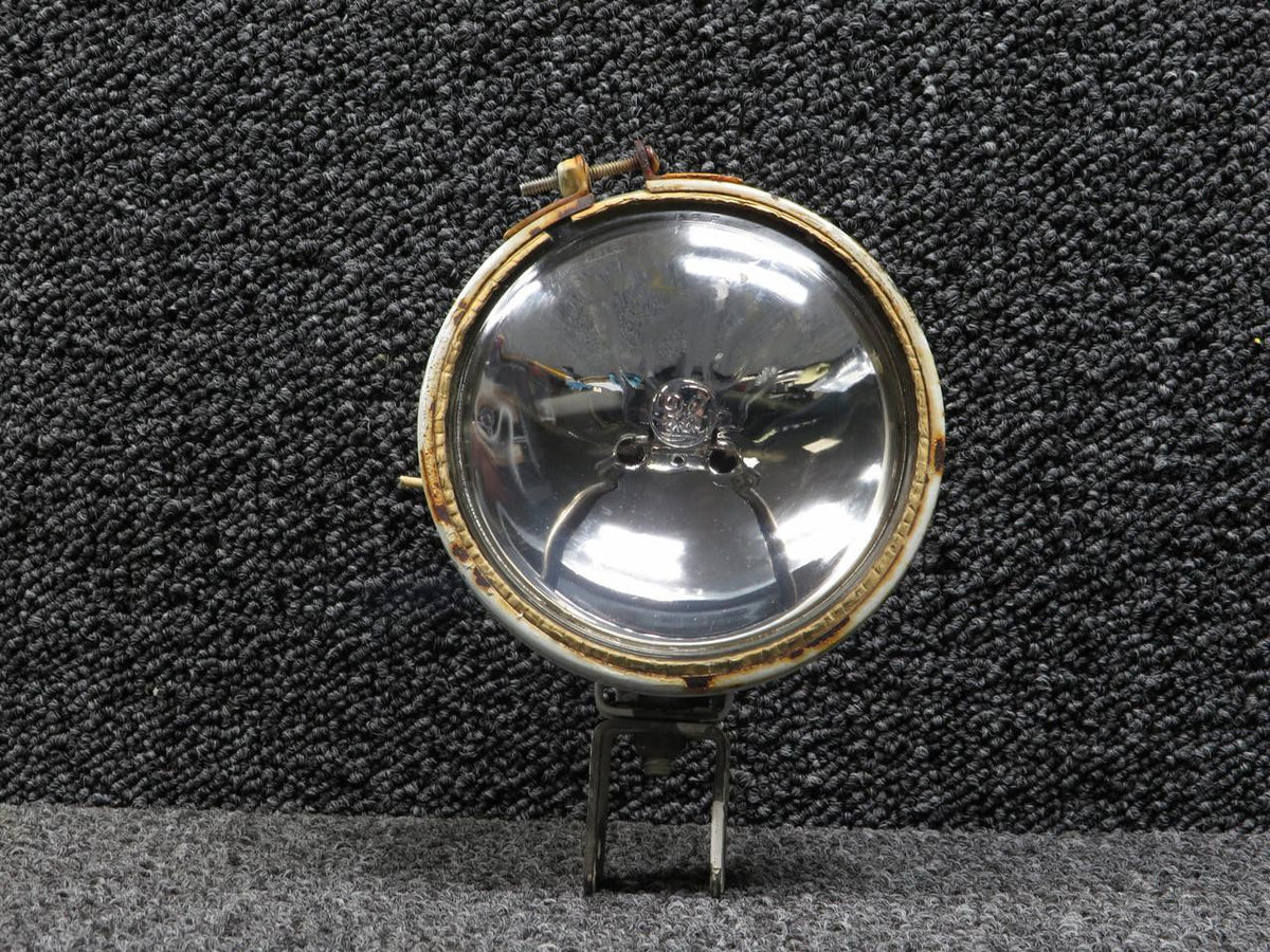 Beechcraft Parts 50-364256-7 KA-100A Beechcraft Taxi Light NLG
