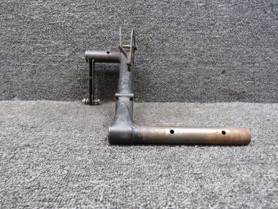 67173-000 Piper PA28R-180 Rudder Pedal and Bar Assembly