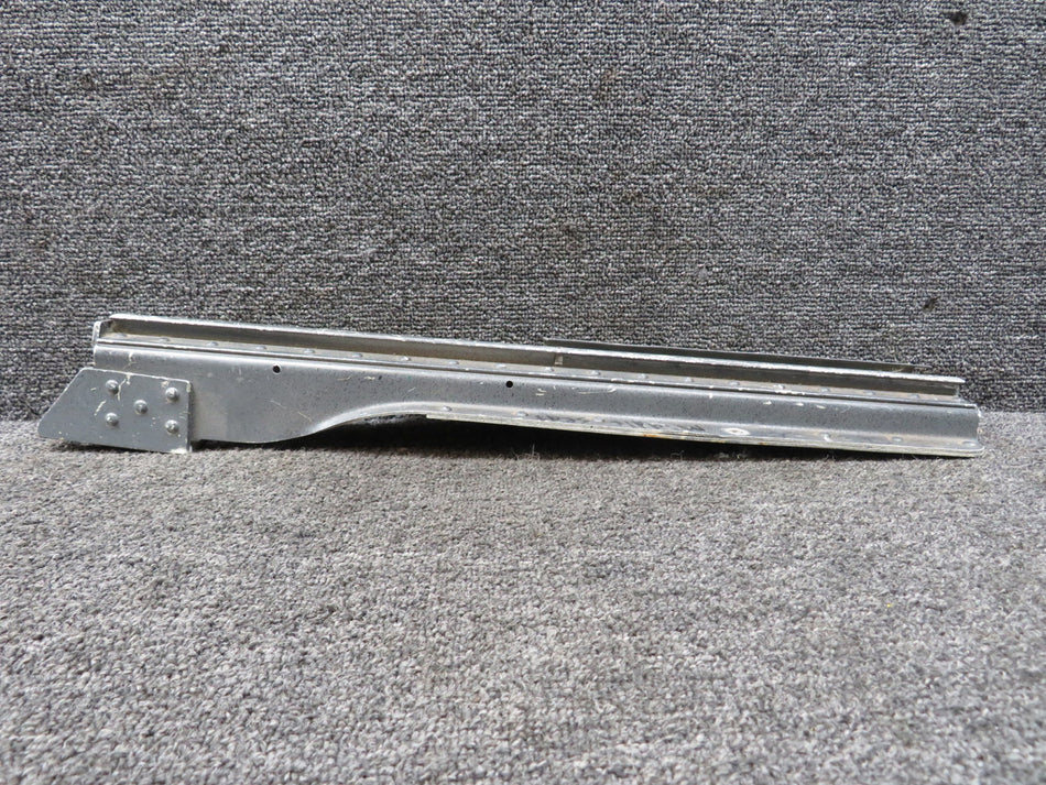 0812987-7 Cessna 310L Seat Track Inboard RH