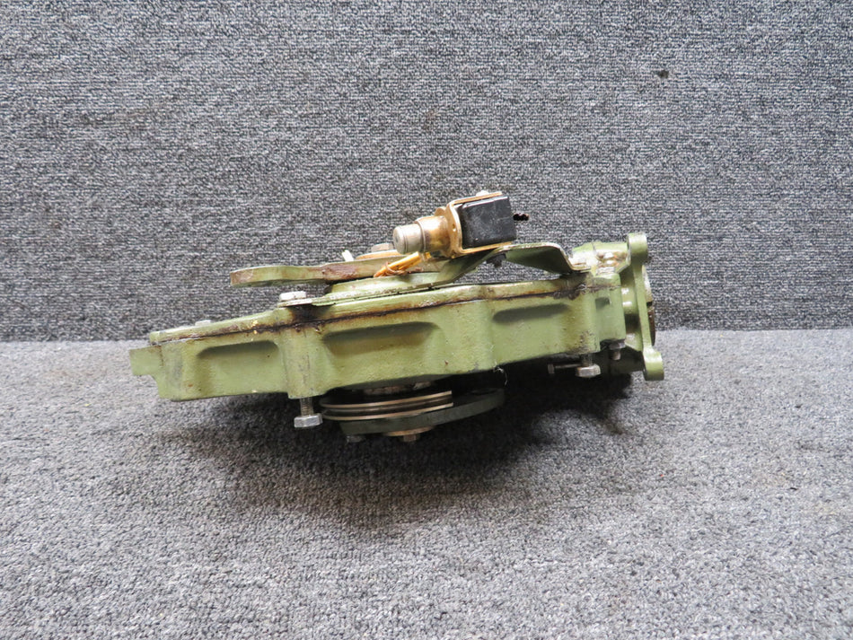 0843409-3-A, 0843405-3 Cessna 310K Main Landing Gear Actuator Gear Box Assembly