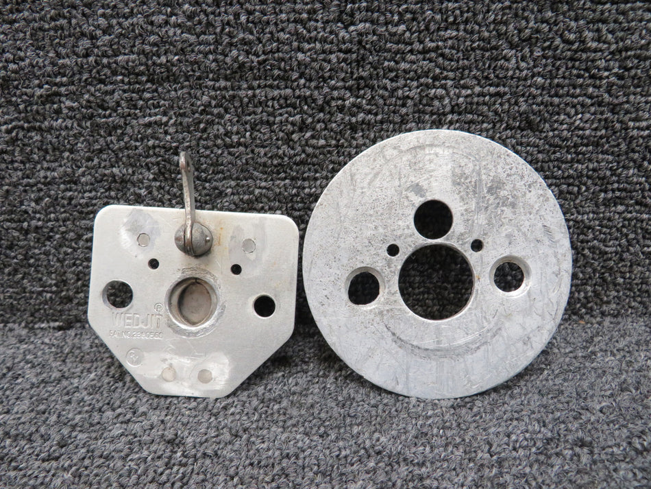294543, 0812974-2 Cessna 310K Seat Wedjit w Plate Assy (Worn Spring and Plate)
