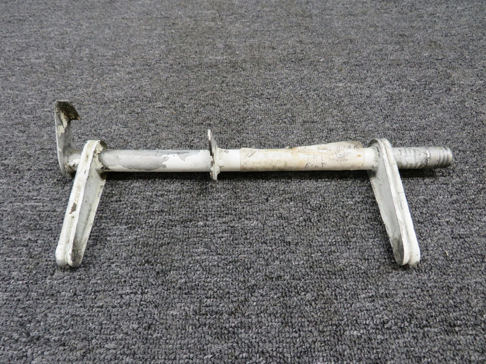 35-825117-4 Beech H35 Nose Gear Door Actuator Shaft Assembly
