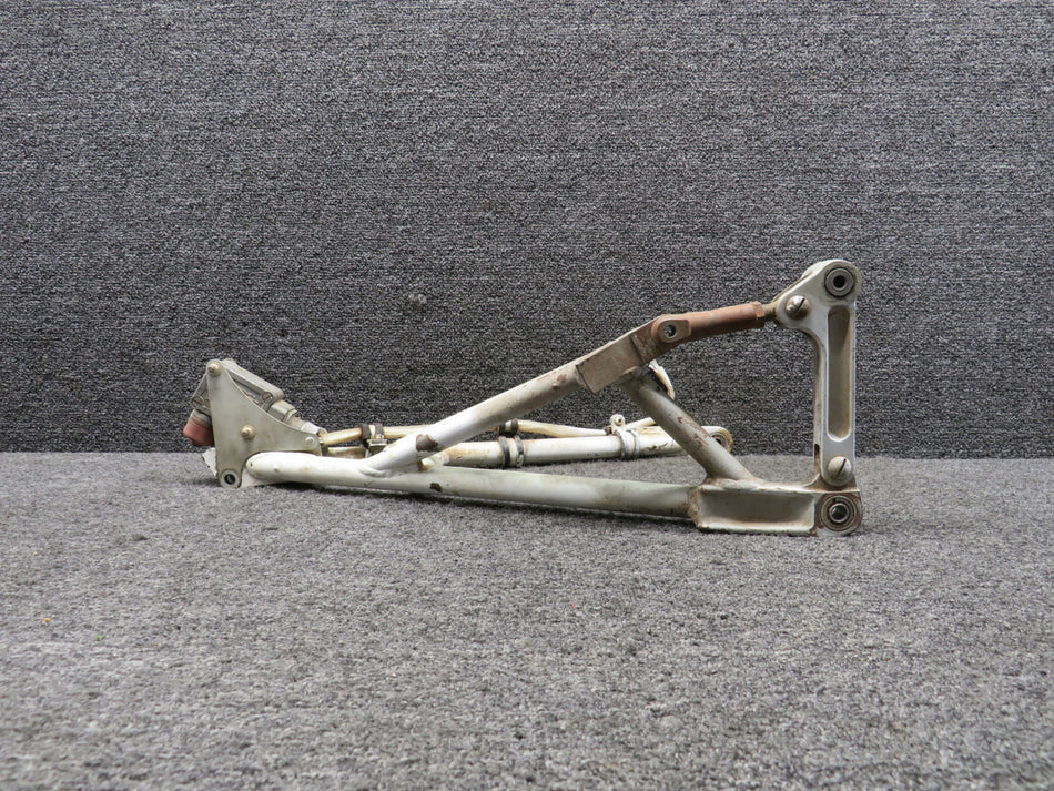 0842000-70, 0842000-74 Cessna Drag Brace Truss w Switch Assembly