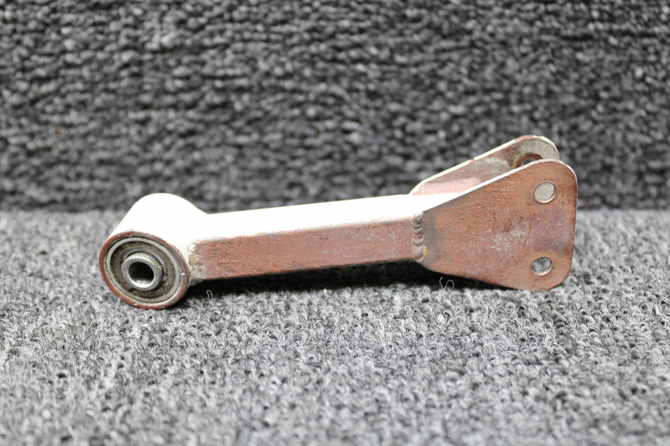 27-71004-005 Swearingen SA226-T(B) Aileron Link Middle LH or RH