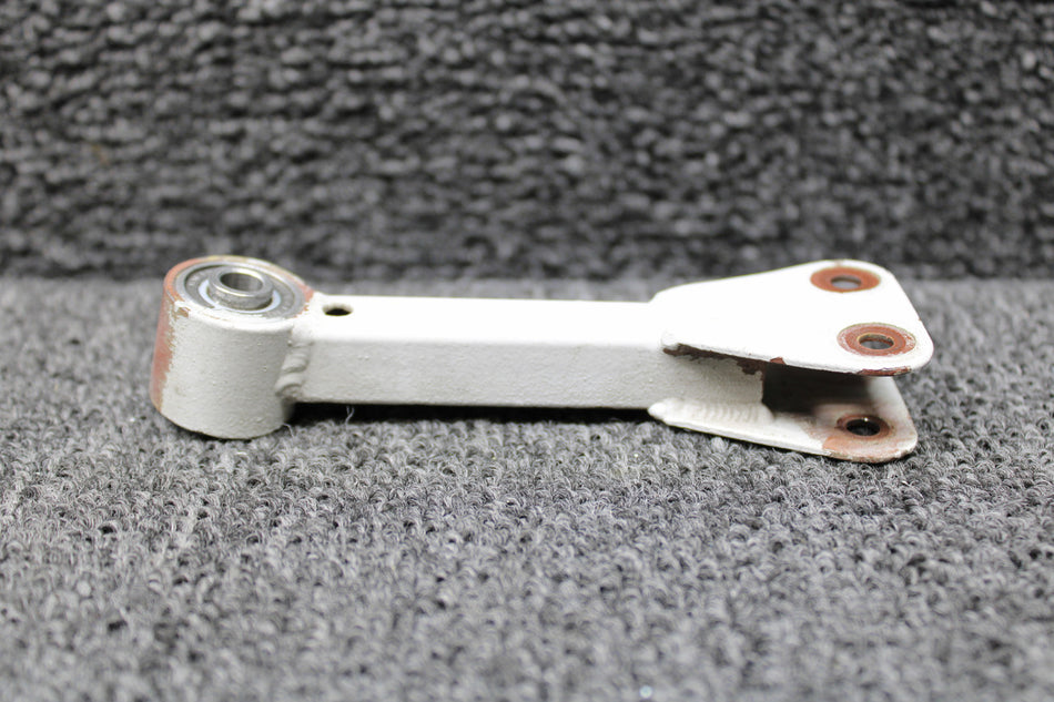 27-71004-005 Swearingen SA226-T(B) Aileron Link Middle LH or RH