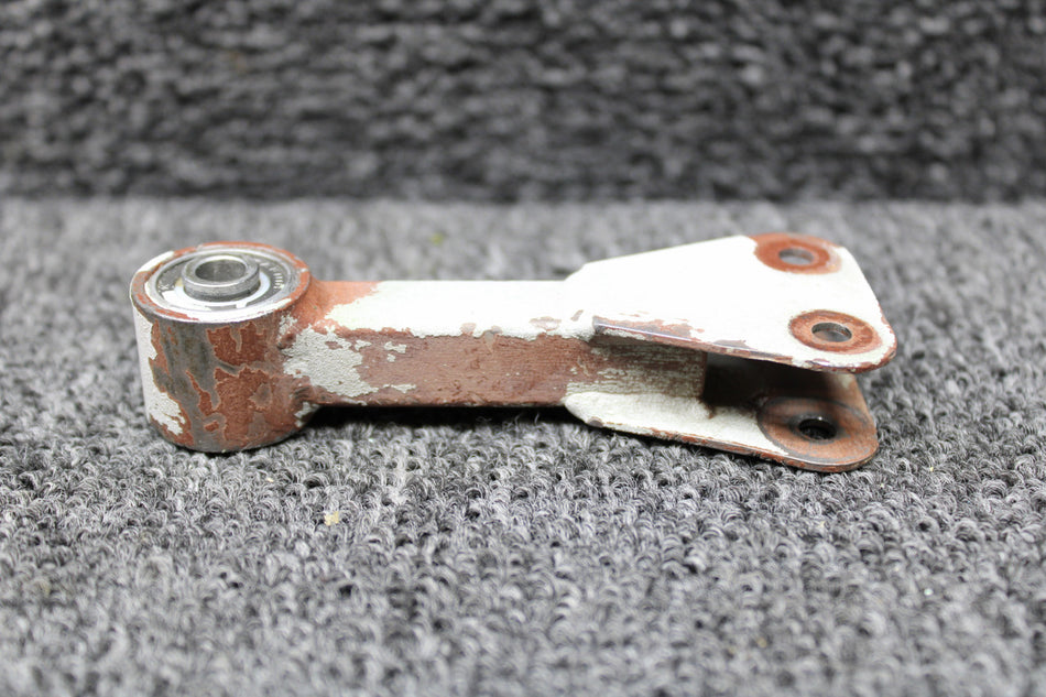 27-71004-009 Swearingen SA226-T(B) Aileron Link Outboard LH or RH
