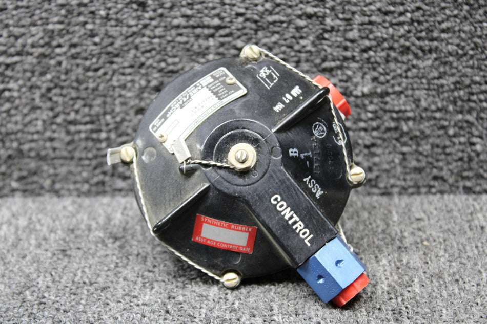 107312-4-1 Airesearch Pneumatic Relay Valve