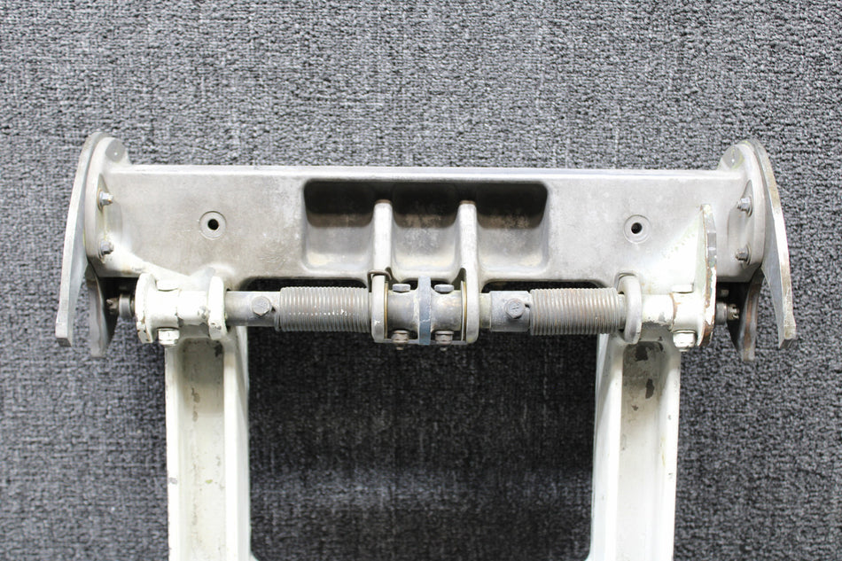 OAS5501-1 Swearingen SA226-T(B) Ozone Main Gear Drag Brace Upper LH or RH