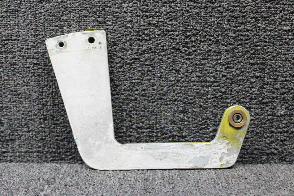 27-55001-029 Swearingen SA226-T(B) Main Gear Door Hinge Forward LH or RH