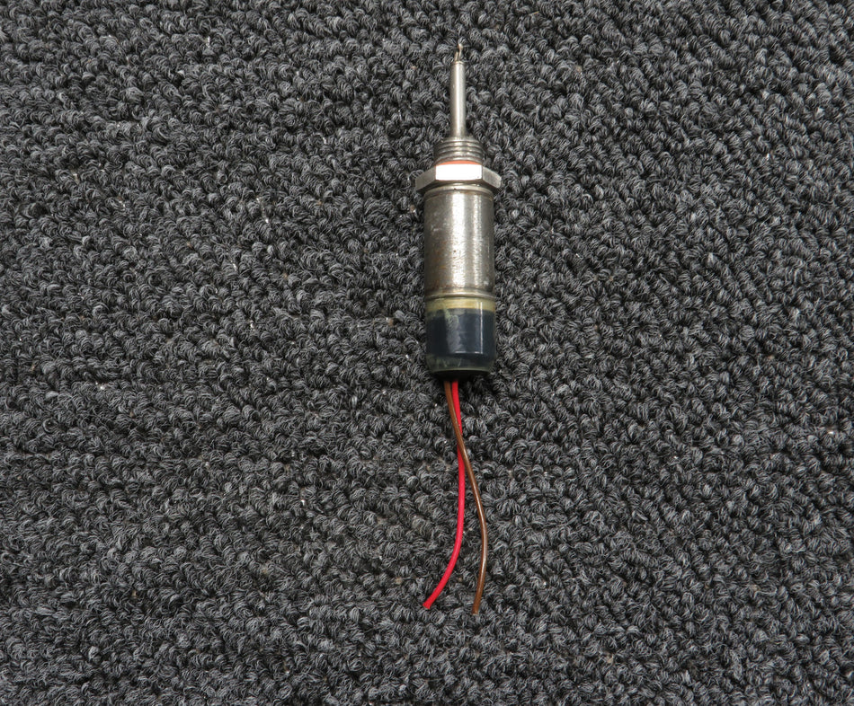 98087-1173T135 Cessna Neo-Dyn Temperature Switch