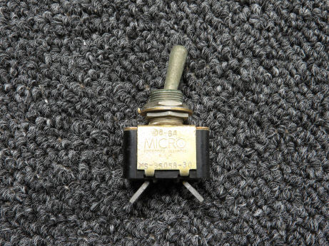 MS35058-30 Cutler-Hammer Momentary Toggle Switch Assembly