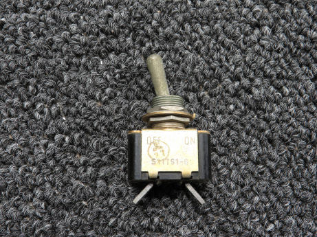 MS35058-30 Cutler-Hammer Momentary Toggle Switch Assembly