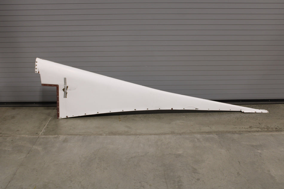 27-47001-003 Swearingen SA226-T(B) Dorsal Fin Assembly (Cracked)