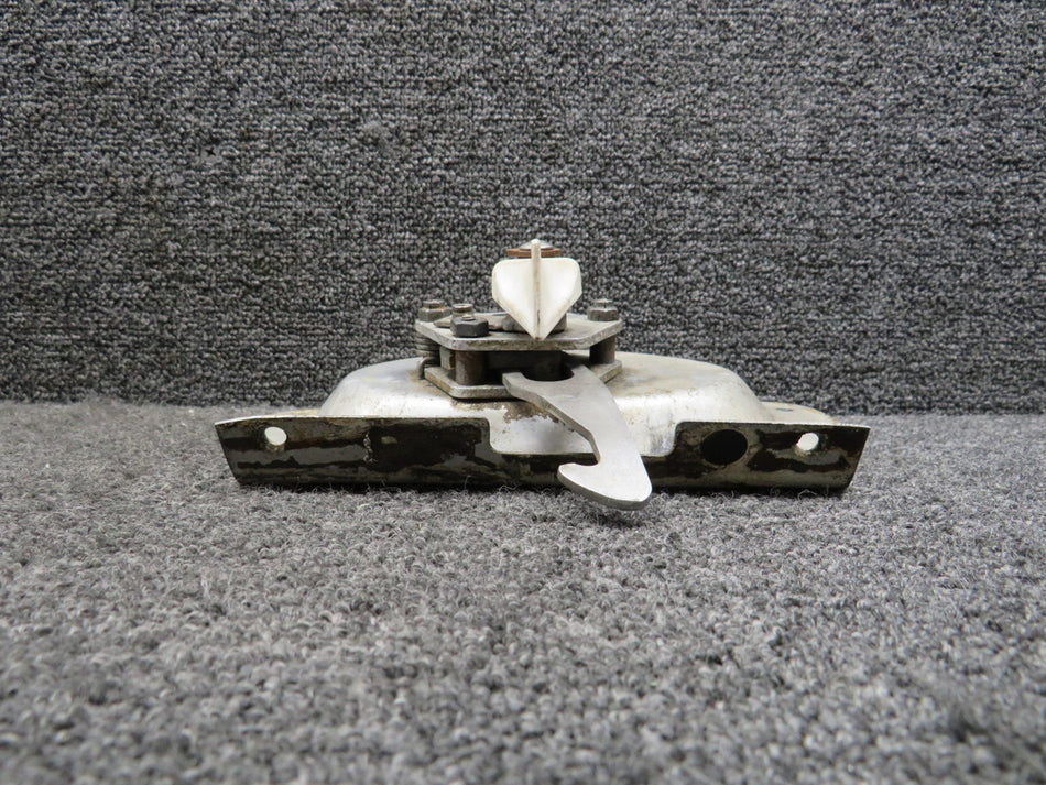 96919-000 Piper PA34-200 Auxiliary Door Latch Assembly (Worn)