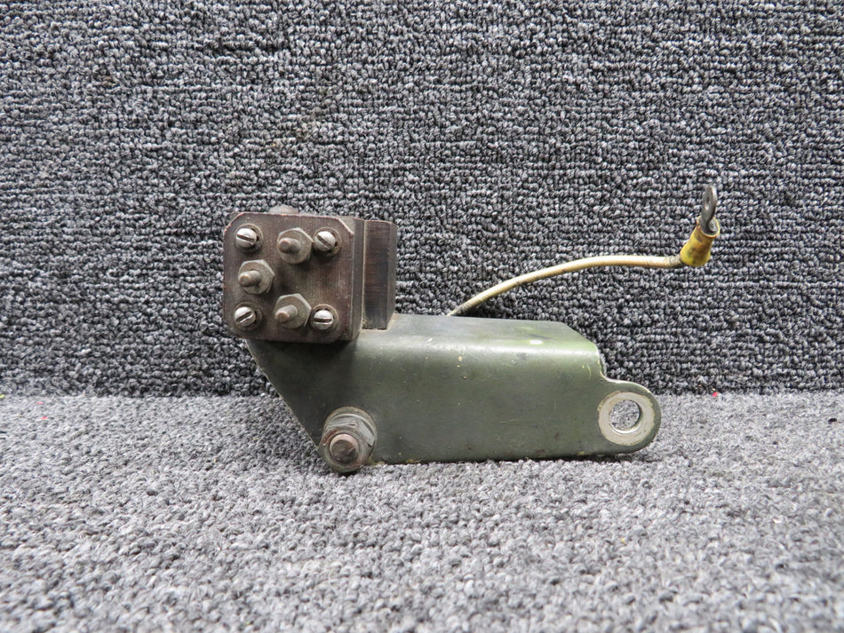 C40055 Cessna 310Q De Ice Propeller Brush Block Assembly (Broken Brush)