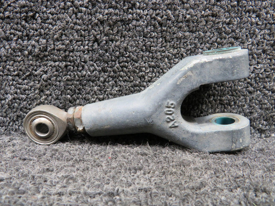 A205-9 Robinson R22 Swashplate Fork Assembly with Rod End