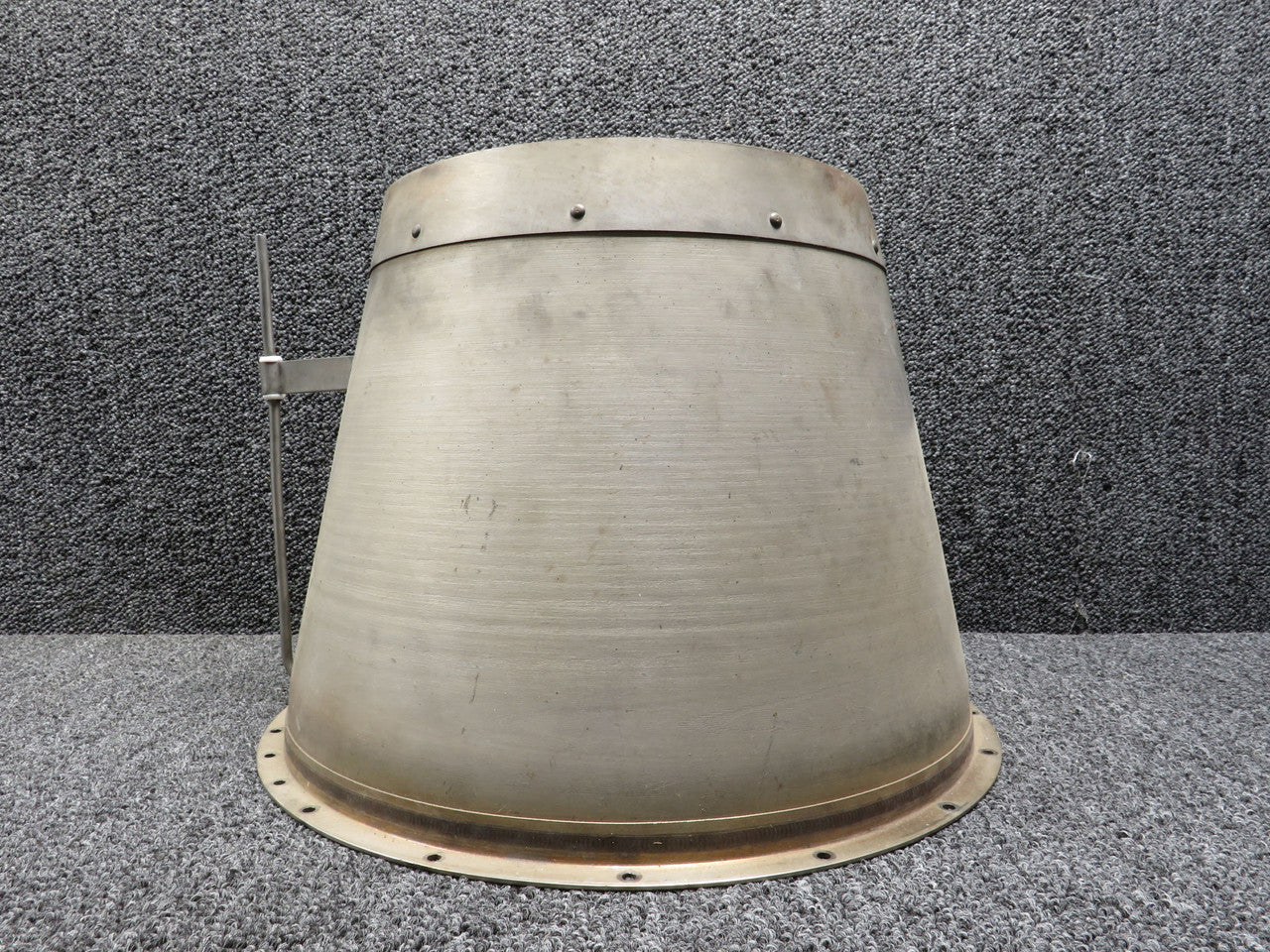 専用ページ(#673) 5555025-18 Cessna C-500 A Thrust Reverser Exhaust Nozzle Cone