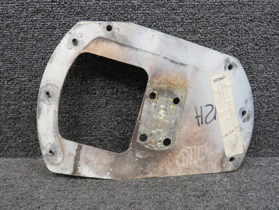 0441187-2 Cessna 150 Main Gear Plate Assembly RH