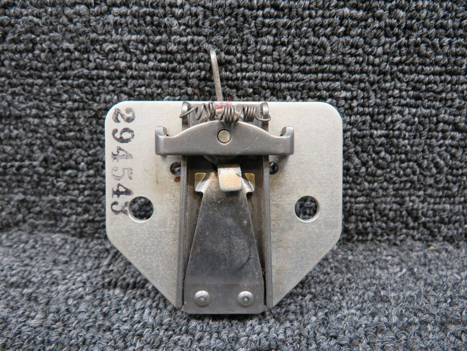294543 Cessna 310K Seat Wedjit (Worn Spring)