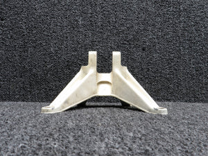 2443001-1 (Use: 2443001-3) Cessna C-172RG Actuator Fitting