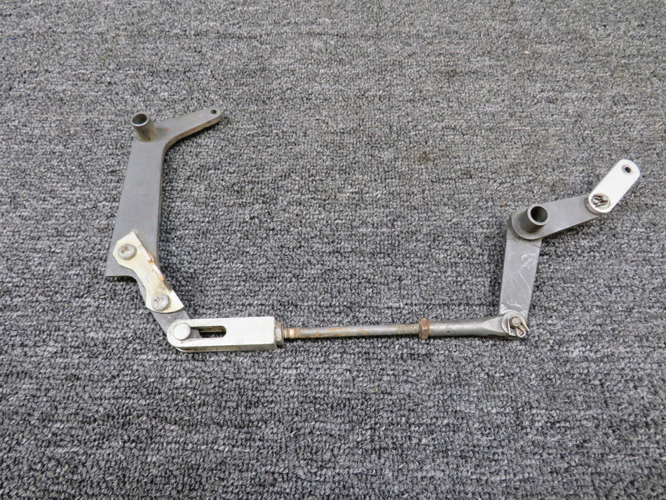 1241430-1, 1241026-1, 1241428-1 Cessna 210B Main Gear Uplock Mechanism Assy LH