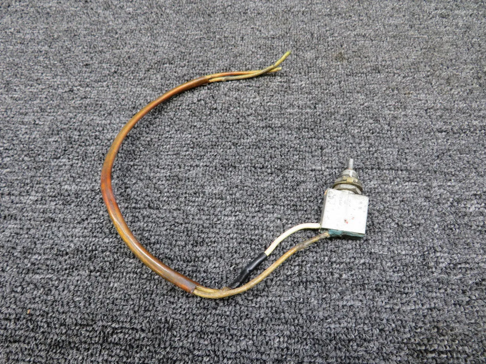 S1377-1 (Use: P6-340005) Cessna 210B Landing Gear Limit Switch (Worn Wiring)