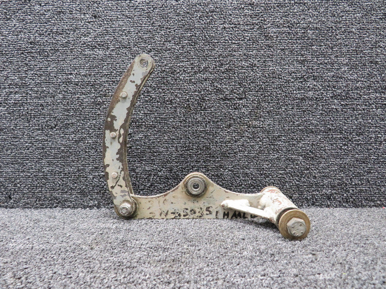 0841104-4 Cessna 310 Main Gear Rocker Arm with Link RH (Old Style