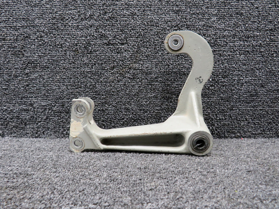 0841106-1 Cessna 320D Main Gear Door Idler Bellcrank Assembly LH