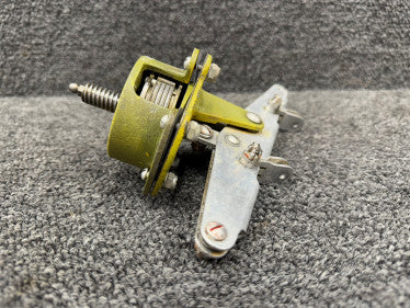 35-524280, 35-524195 Beech 35 Trim Tab Mechanism Assembly w Bellcrank (No Cable)