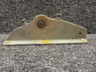 62645-004 Piper PA28-140 Stabilator Attachment Fitting Assy (w Hole)