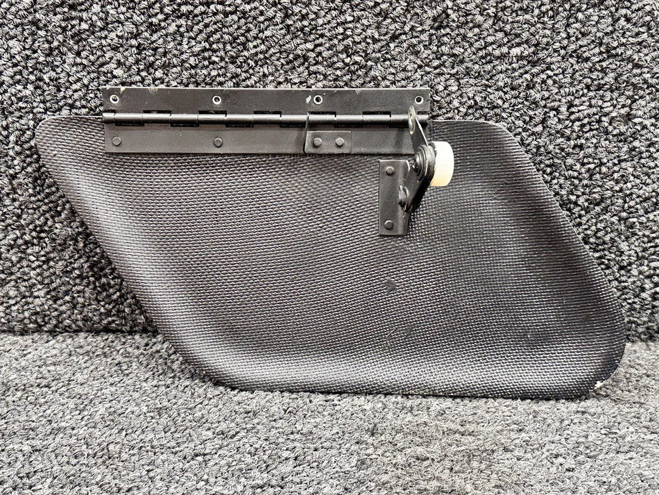 C425-8, A425-13 Robinson R22 Vent Door Assembly RH with Bracket