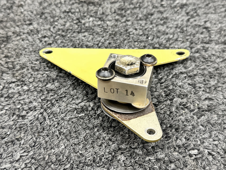 D333-1, D333-10 Robinson R22 Carb Heat Assist Bellcrank Assembly