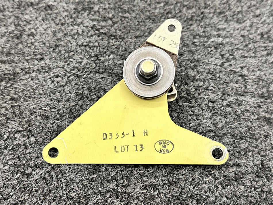 D333-1, D333-10 Robinson R22 Carb Heat Assist Bellcrank Assembly