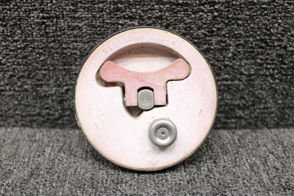 C156001-0102 (Use: C156001-0105) Cessna 210L Vented Fuel Cap