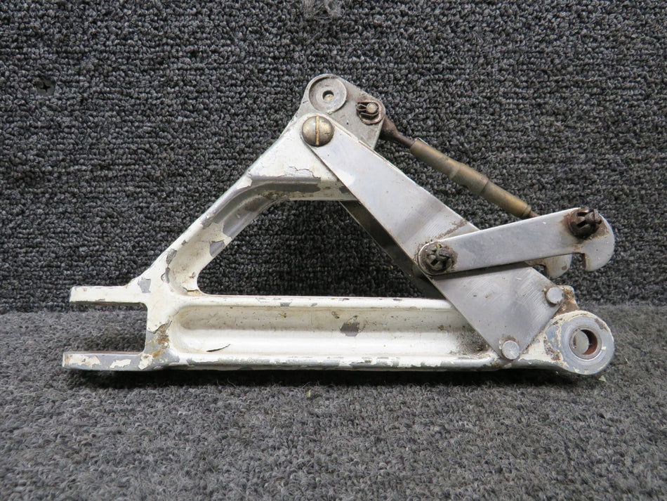 20767-003 Piper Main Gear Upper Side Brace Assembly with Bracket RH