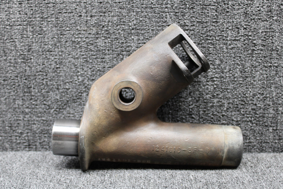 1241610-4 (Use: 1241610-8) Cessna 210L Main Gear Pivot Assy LH or RH (Pitting)