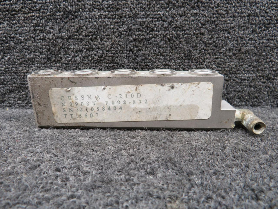 Zep Aero 0800045-9 Zep Aero Cessna 210D Oxygen Outlet Assembly