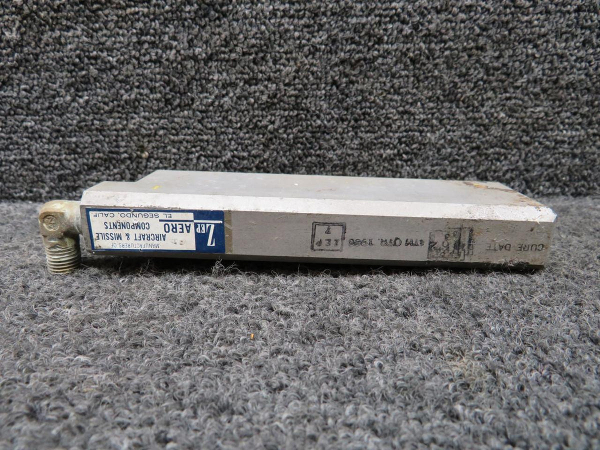 Zep Aero 0800045-9 Zep Aero Cessna 210D Oxygen Outlet Assembly