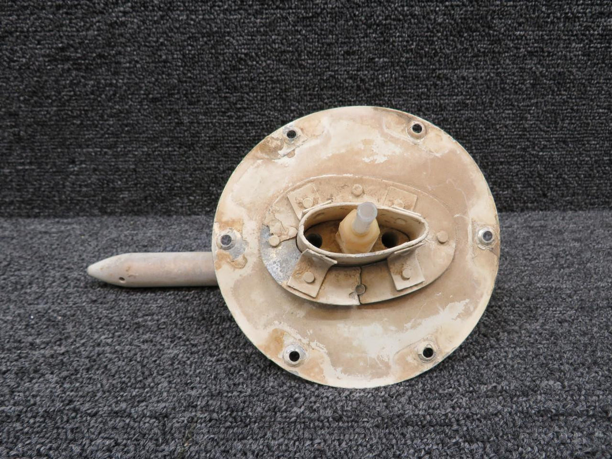 Cessna Aircraft Co 0721105-20AGW Cessna A188B Pitot Tube Assembly (Damaged Mount Plate)